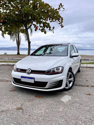 VOLKSWAGEN GOLF 2.0 TSI GTI 16V TURBO GASOLINA 4P AUTOMÁTICO VOLKSWAGEN GOLF 2.0 TSI GTI 16V TURBO GASOLINA 4P AUTOMÁTICO